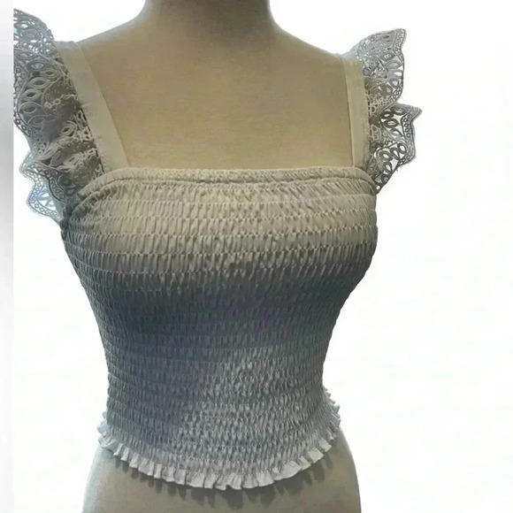EXPRESS, White, Size Small, Beautiful Detail On Sleeves - Picture 1 of 9